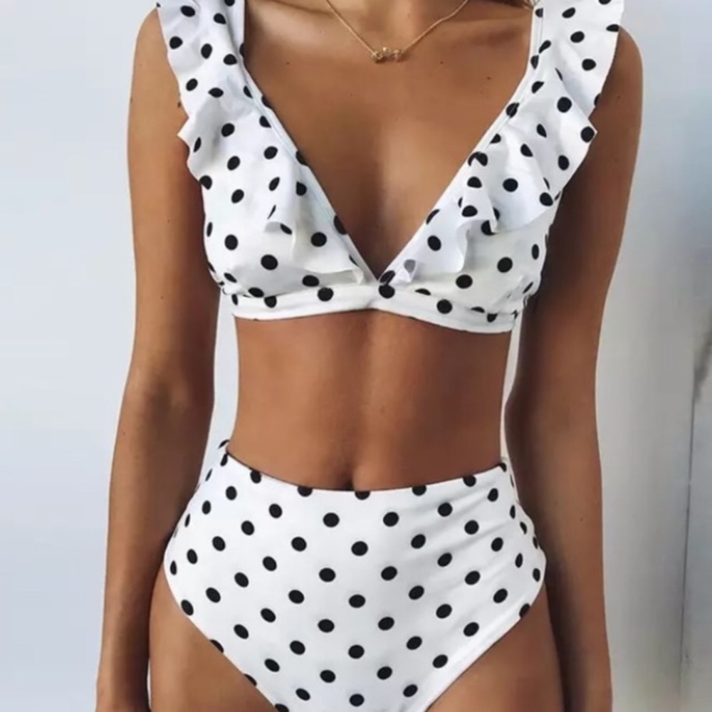 2 LEFT! 5⭐️ Miranda White Polka Dot Bikini - Picture 3 of 8